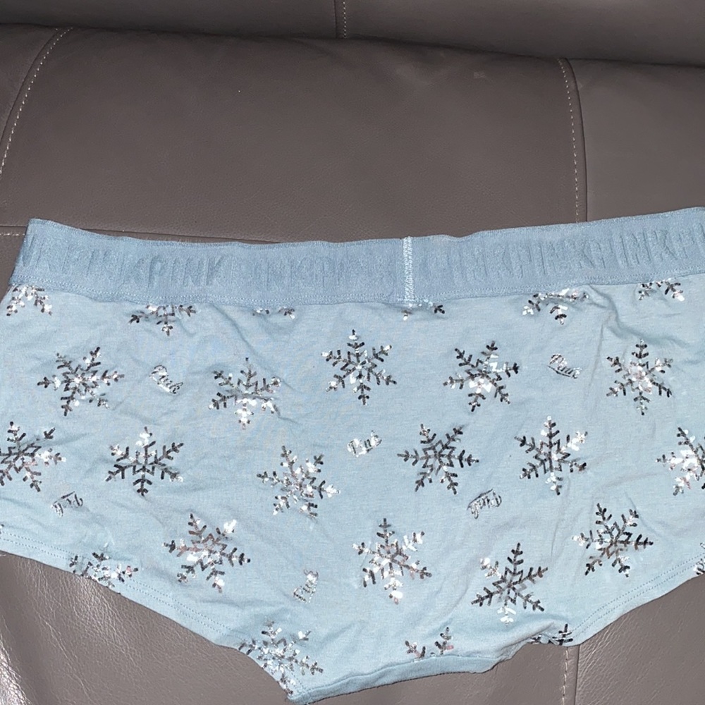 Victoria secret Pink panties •NEVER WORN• - Picture 3 of 7